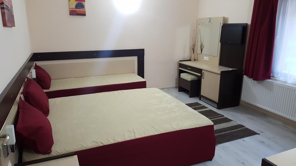 Ego Guest House เบโลกราดชิก ห้อง รูปภาพ